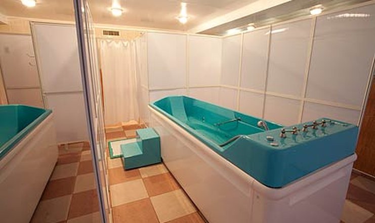 Фото отеля («Крымские Зори» санаторий) - Ванное отделение