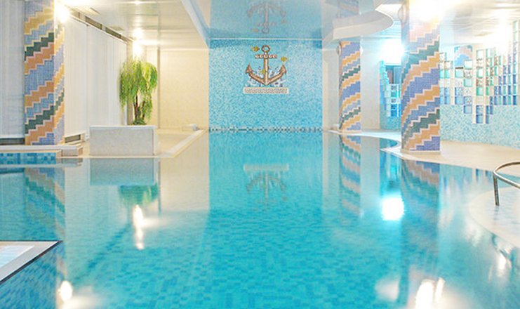 Фото отеля («Крымские Зори» санаторий) - Крытый бассейн