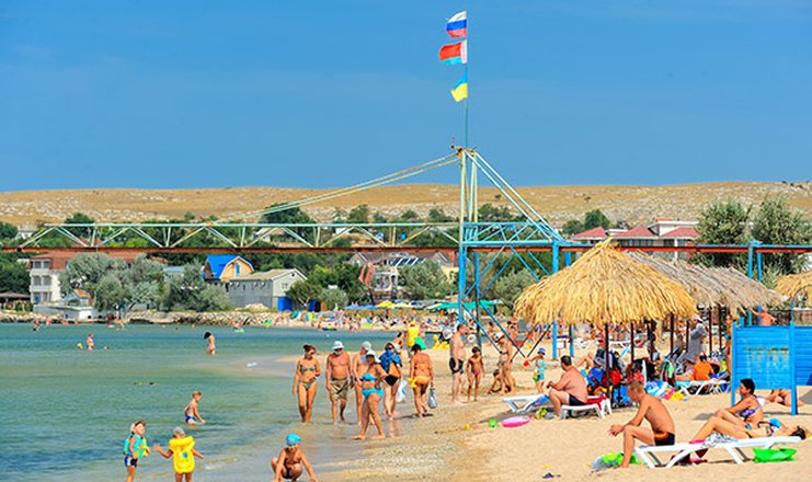 Фото отеля («Крымское Приазовье» пансионат) - Пляж