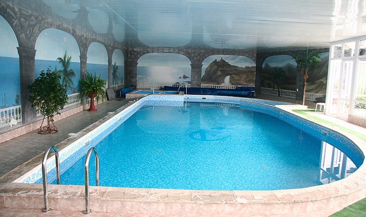 Фото отеля («Лучистый» отель) - Крытый бассейн