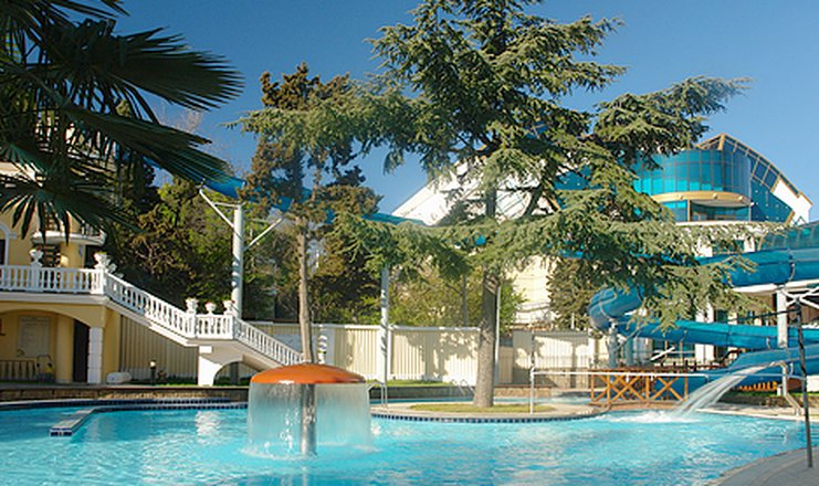 Фото отеля («Ореанда» гостиница) - Открытый бассейн