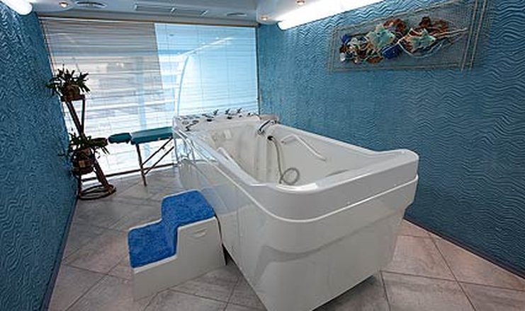 Фото отеля («Респект Холл Резорт & СПА» отель) - Гидромассажная ванна