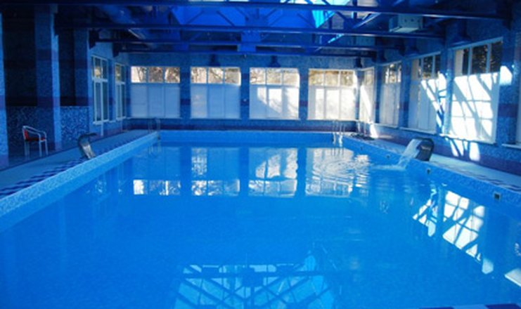 Фото отеля («Рипарио Хотел Групп» курортный комплекс) - Крытый бассейн