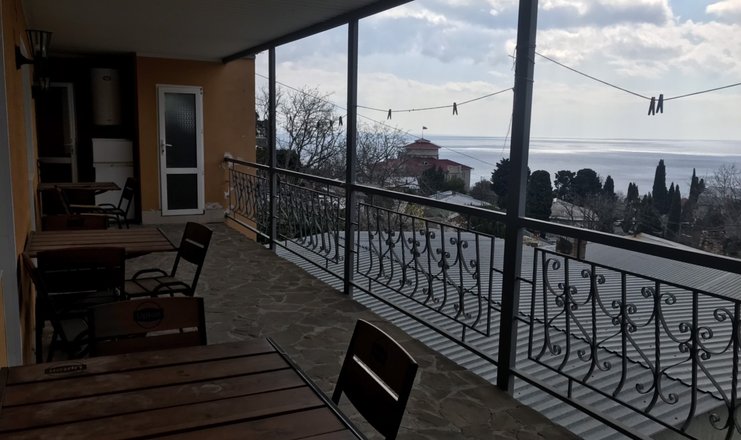 Фото отеля («Су-Мис» гостевой дом) - Вид с террасы