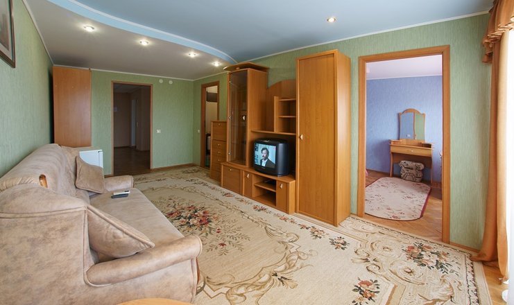 Фото отеля («Украина-1» пансионат) - Люкс 2-местный 2 комнатный 6-этажный корпус