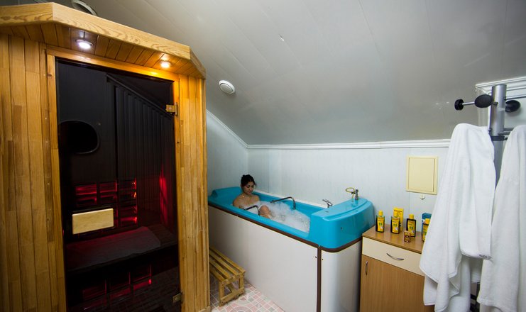 Фото отеля («Юрмино» санаторий) - Квантотерапия с лечебными ваннами