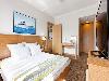 «Yalta-Intourist» / «Ялта-Интурист» отель - предварительное фото Стандартный 3-местный 2-комнатный с двуспальной кроватью и раскладным диваном
