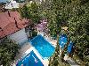 «Вилла Эдем» гостевой дом - предварительное фото Открытый бассейн