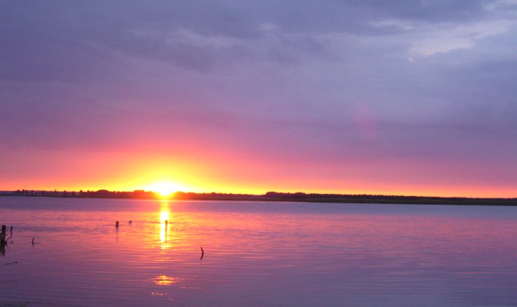 Фото отеля («Сосновая роща» санаторий) - Закат на озере