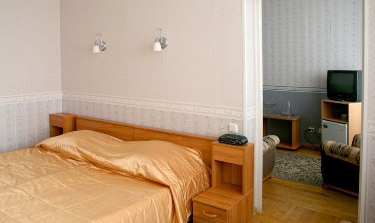 Фото отеля («Сестрорецкий курорт» санаторий) - Стандарт 2-местный 2-комнатный