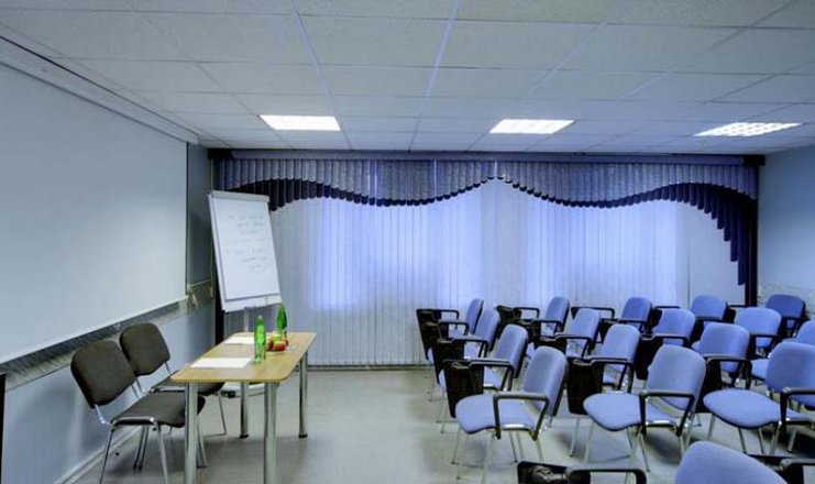 Фото конференц зала («Восход» гостиница) - Зал для семинаров 40 человек