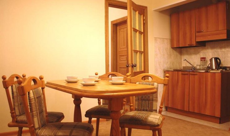 Фото номера («Турист» гостиница) - Комфорт-апартаменты 2-мест 2-комнт с кухней