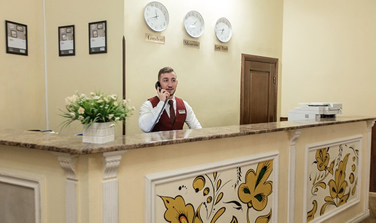 Фото отеля («Матрешка» гостиница) - Ресепшн