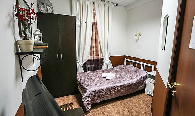 Фото отеля («Старая Москва» мини-гостиница) - Эконом 1-местный (корпус №1)