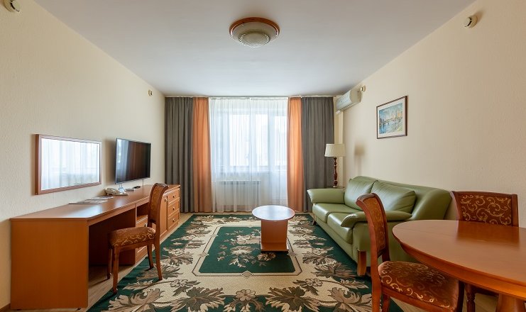 Фото отеля («Волга» апарт-отель) - Апартаменты «Волга» 4-местный 4-комнатный