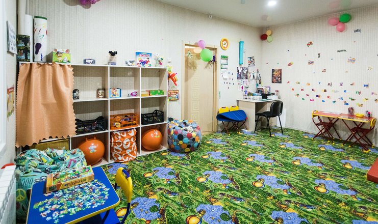 Фото отеля («Доволенский» санаторий) - Детская комната