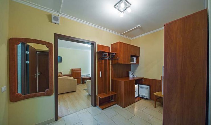 Фото номера («Истра РОП» санаторий) - Полулюкс 2-местный 2-комнатный (маленькая гостиная) в корпусе №2