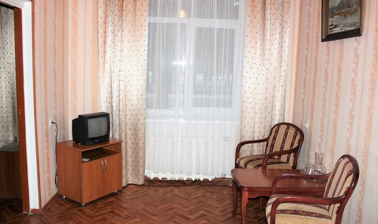 Фото отеля («Ерино» санаторий) - Стандартный 3-местный 3-комнатный