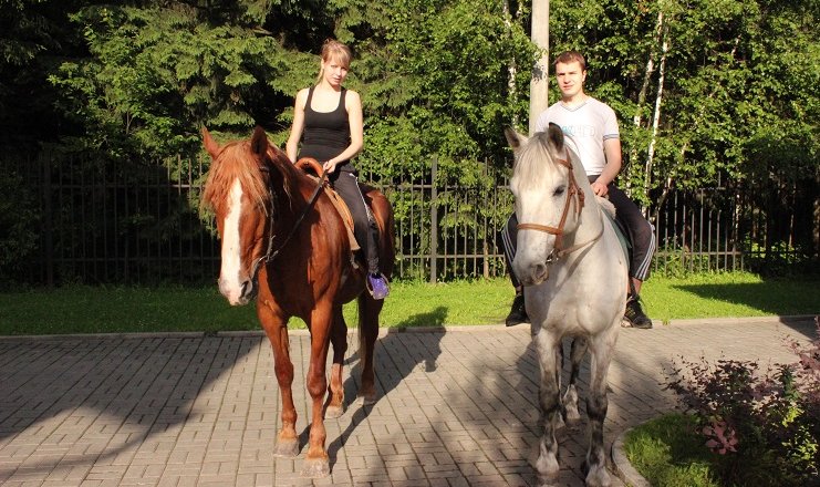 Фото отеля («Голицын Клуб» загородный комплекс) - Прогулки на лошадях