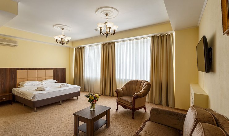 Фото отеля («Светлана» санаторий) - Люкс 2-местный 2-комнатный