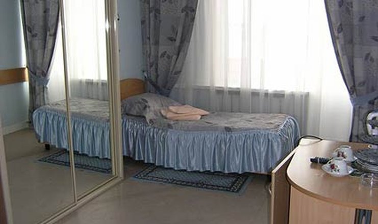 Фото отеля («Волна» санаторий) - Полулюкс 2-местный 2-комнатный