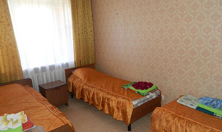 Фото отеля («Талкас» санаторий) - Стандарт 3-местный 2-комнатный (корпус 2)