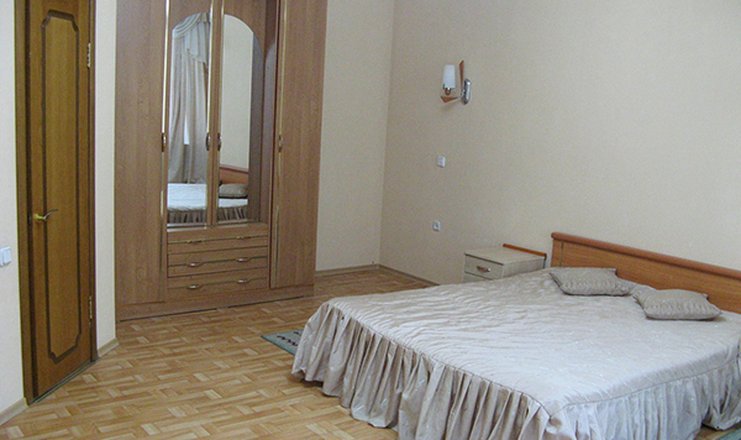Фото отеля («Васильевский» санаторий) - 2-х комнатный 1-но местный Люкс c сауной № 201. 49 м2