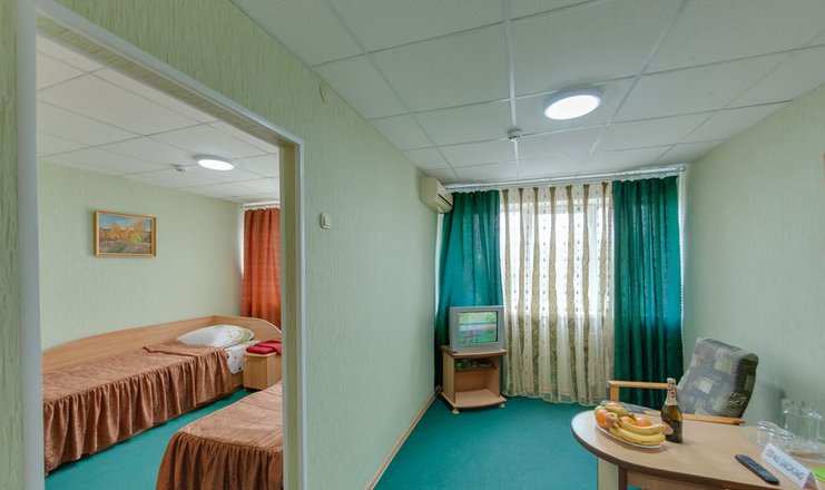 Фото номера («Новочеркасск» гостиничный комплекс) - Стандартный 2-местный 2-комнатный