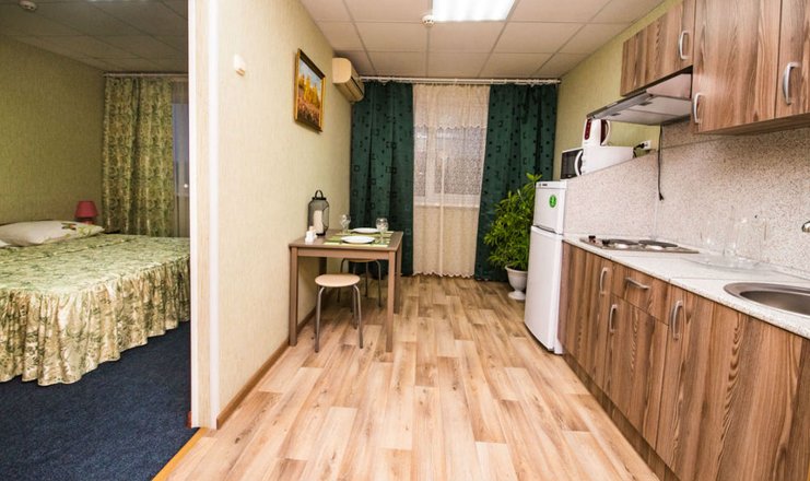 Фото отеля («Новочеркасск» гостиничный комплекс) - Люкс 2-местный (с кухонным уголком) 