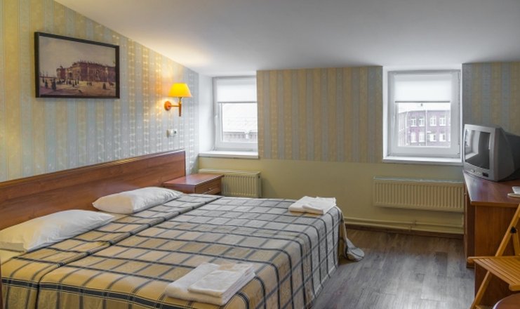 Фото номера («РА Рыбинская, 7» отель) - Стандартный двухместный номер с широкой кроватью