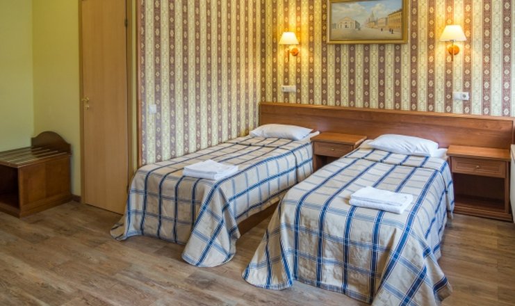 Фото отеля («РА Рыбинская, 7» отель) - Комфорт с двумя кроватями