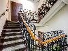 «Отель на Римского-Корсакова» - предварительное фото Лестница