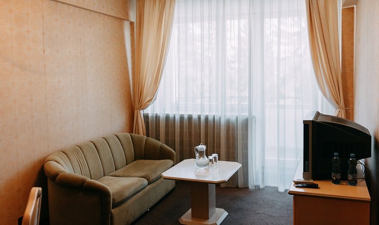 Фото отеля («Синдика» санаторий) - Стандарт+ 2-местный 2-комнатный номер