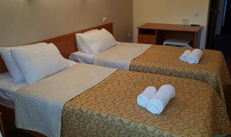 Фото отеля («Снежный Барс» гостиница) - Стандарт 2-местный 1-комнатный в 1 корпусе