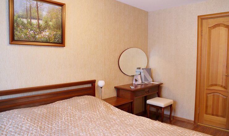 Фото отеля («Леневка» санаторий) - Junior Suite 1-местный 2-комнатный (корпус 1)