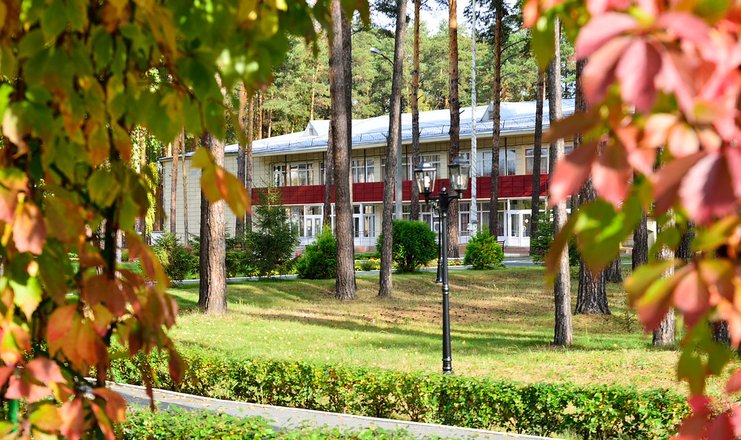 Фото отеля («Красная гвоздика» санаторий) - Столовая