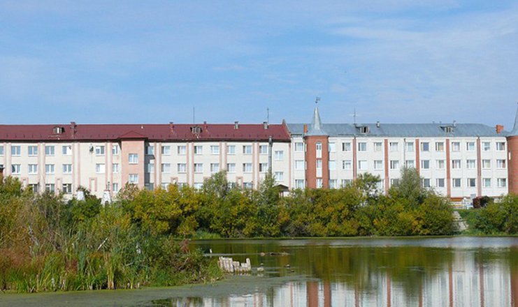 Фото отеля («Светлый» санаторий) - Вид санатория с озера